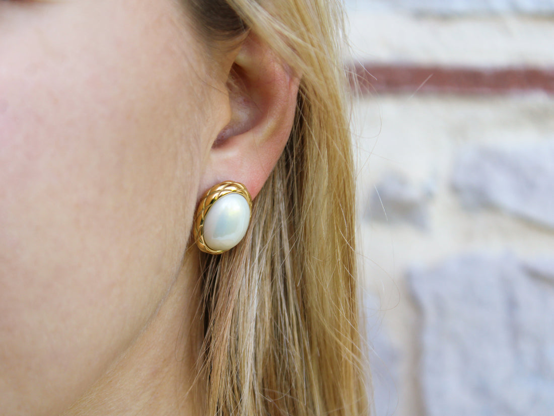 Anne | Boucles d'oreilles en acier inoxydable et nacre
