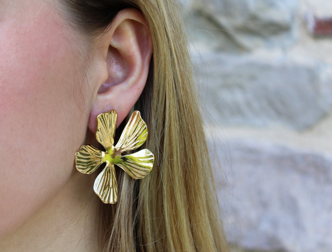 Camelia | Boucles d'oreilles grosses fleurs en acier inoxydable