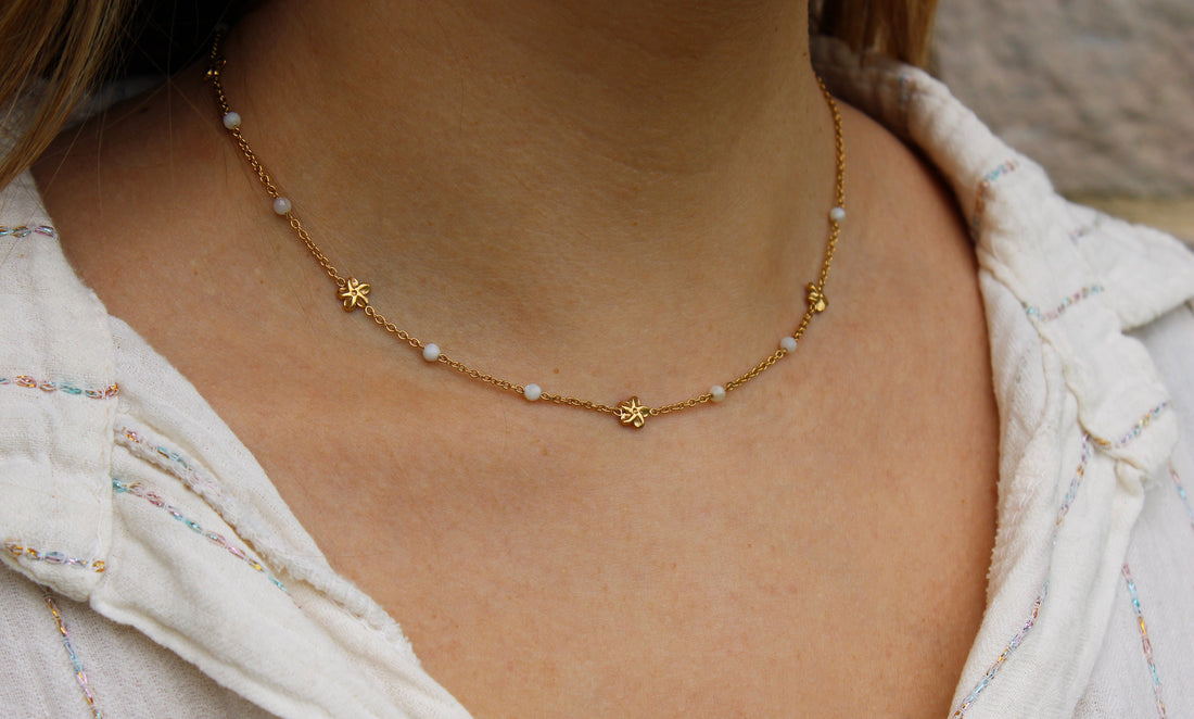 Fleur | Collier en acier inoxydable et perles
