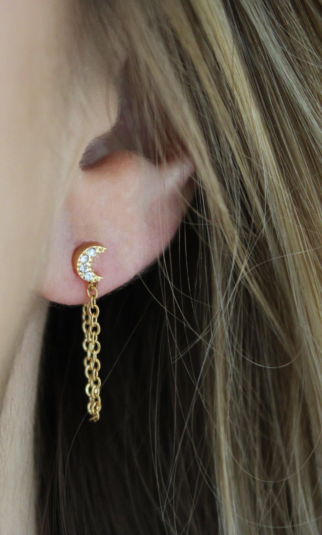 Moon | Boucles d'oreilles en acier inoxydable et zircons