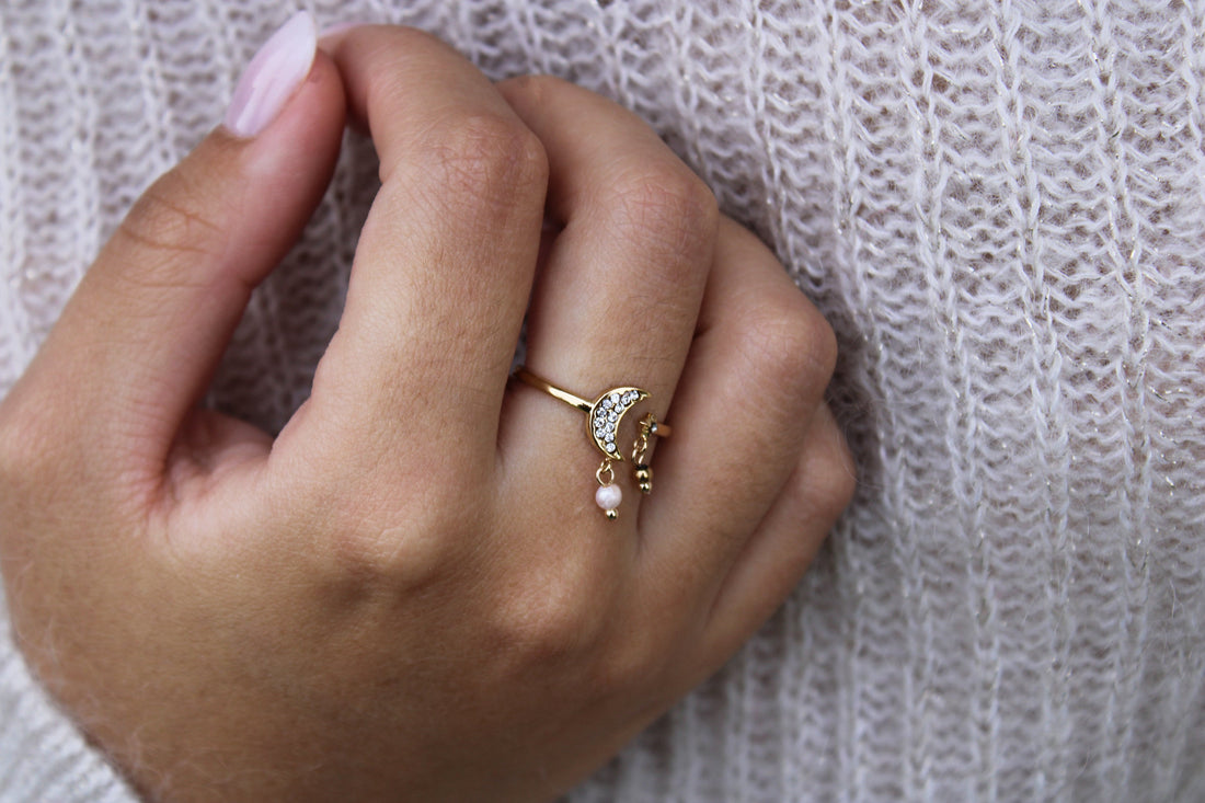 Moon | Bague en acier inoxydable et perle