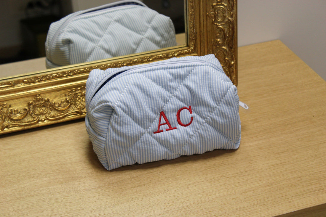 Trousse de toilette brodée personnalisable