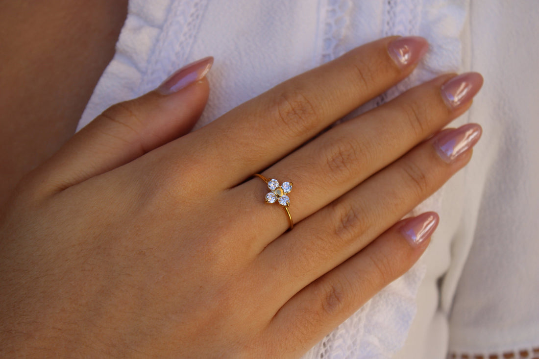 Violette | Bague en acier inoxydable et zircons